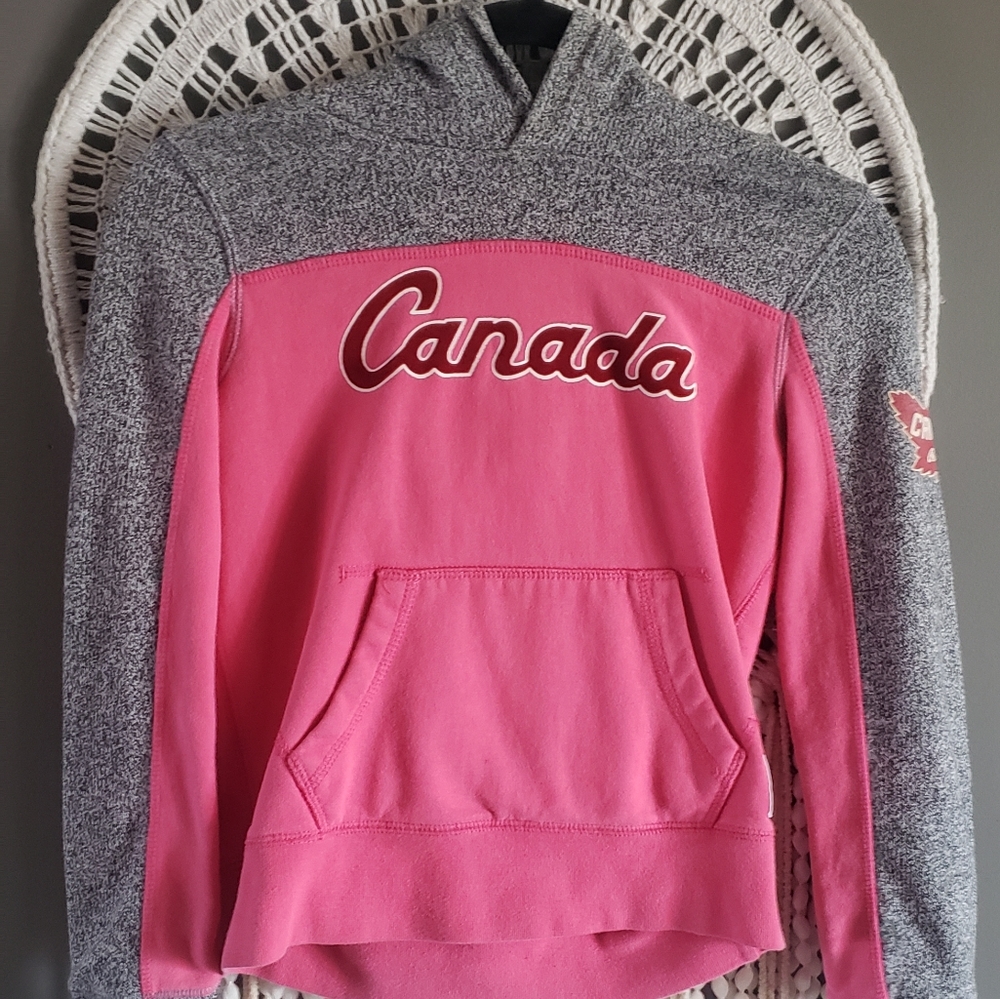 Roots Kids Canada hoodie sweater Size Large 10-12 years